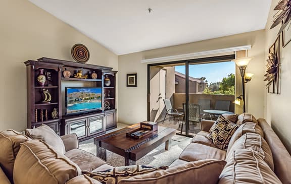 Plaza Villas 554